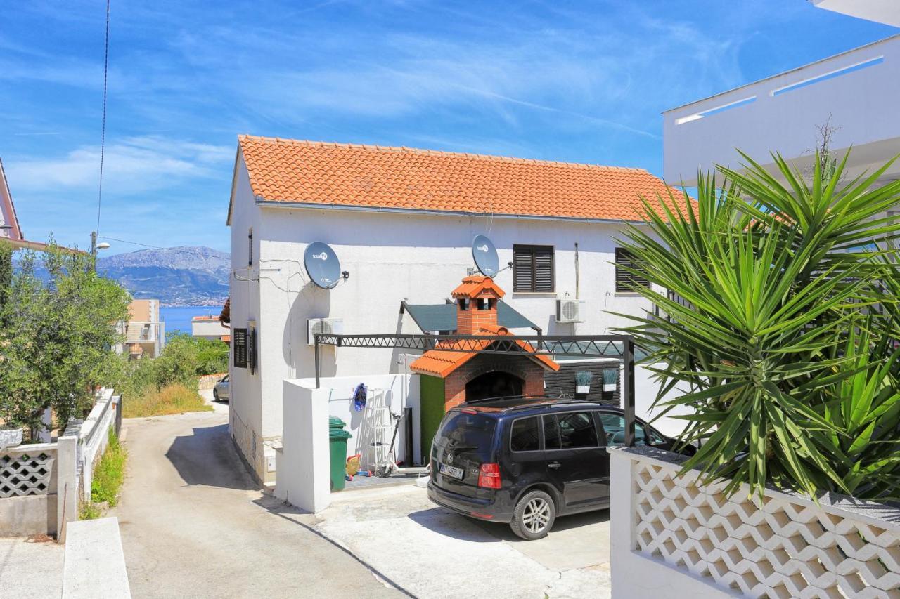 Apartments By The Sea Slatine, Ciovo - 16131 Экстерьер фото