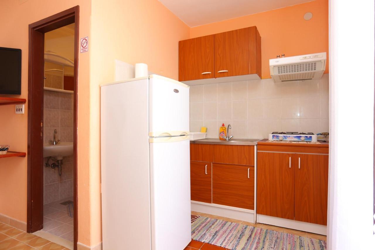 Apartments By The Sea Slatine, Ciovo - 16131 Экстерьер фото