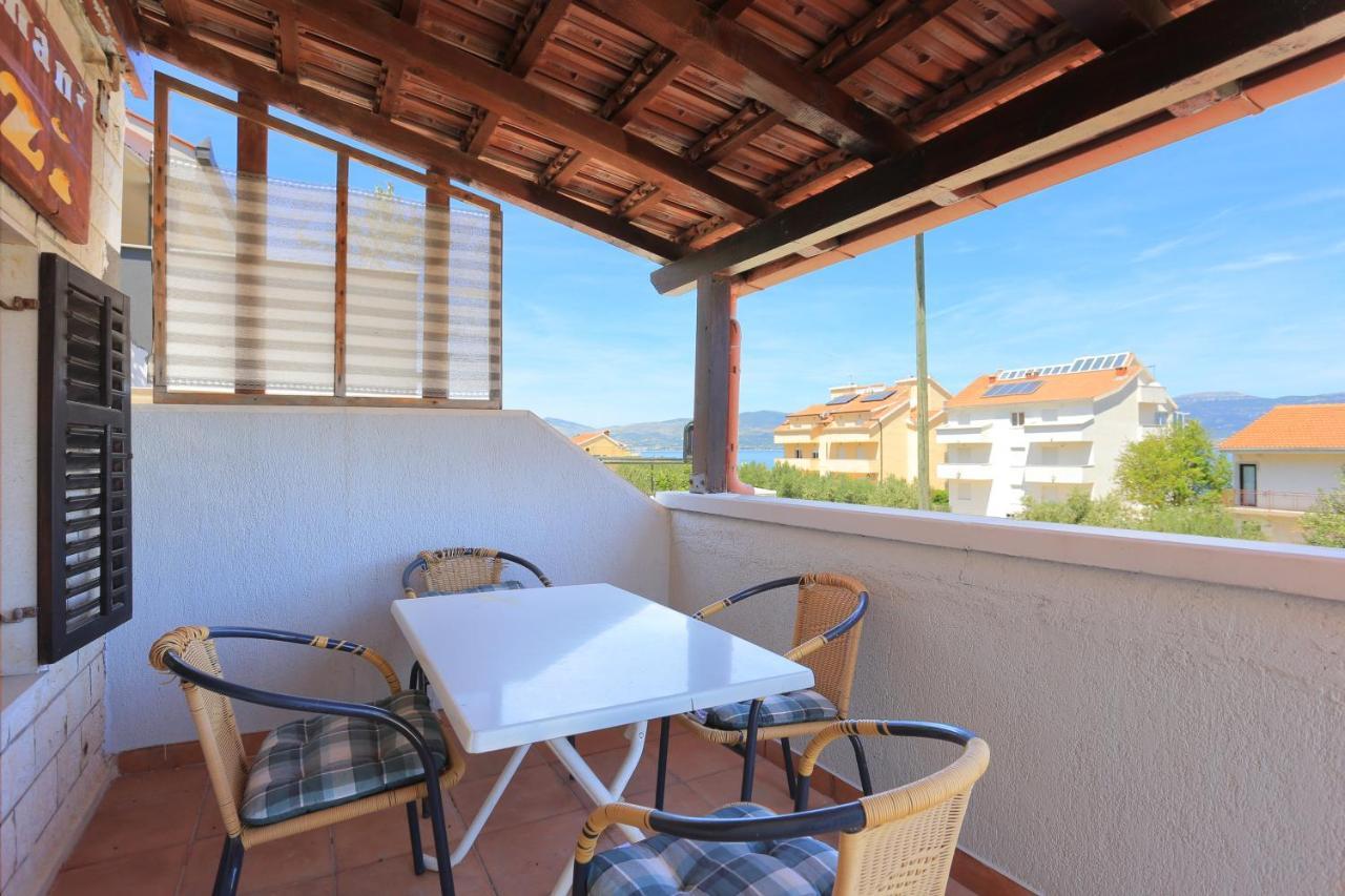 Apartments By The Sea Slatine, Ciovo - 16131 Экстерьер фото