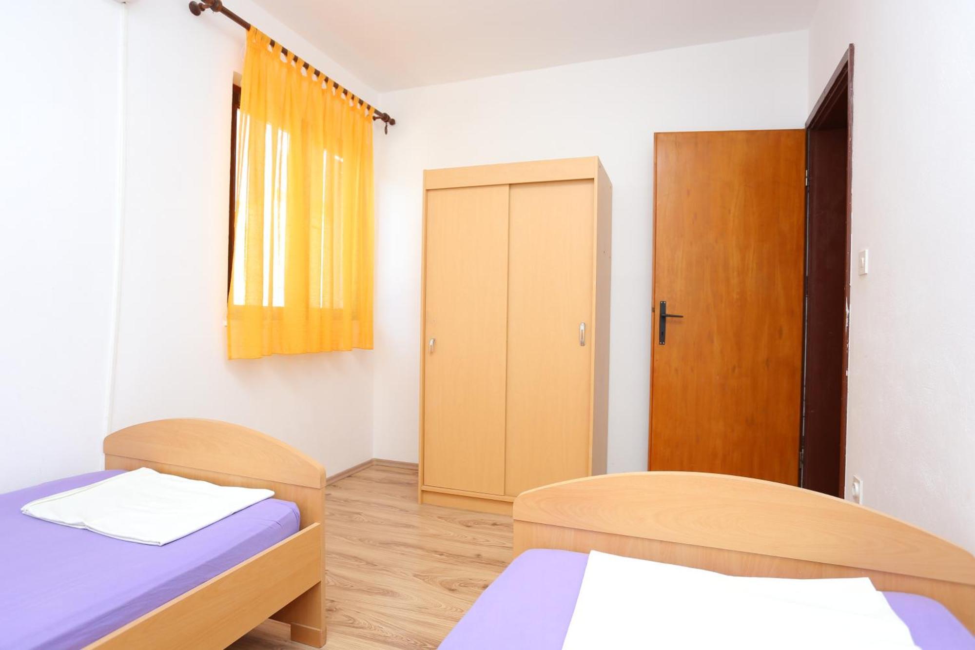Apartments By The Sea Slatine, Ciovo - 16131 Номер фото